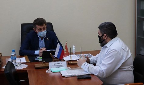 С проблемой – в общественную приемную